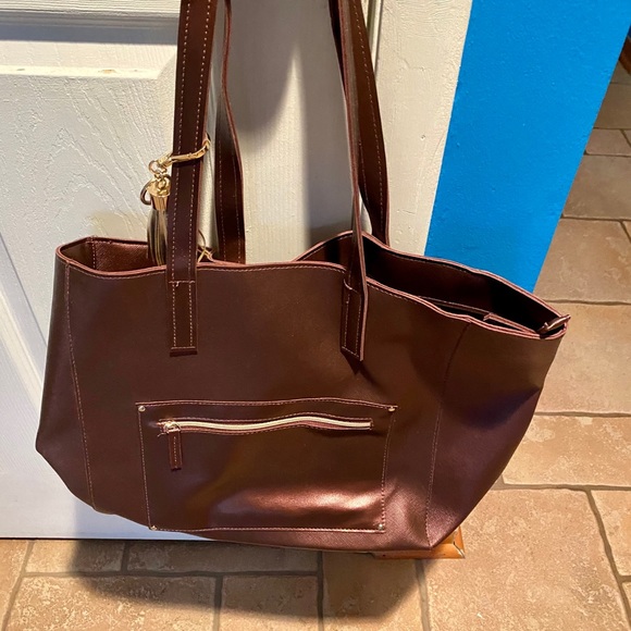 Purse - Picture 2 of 3